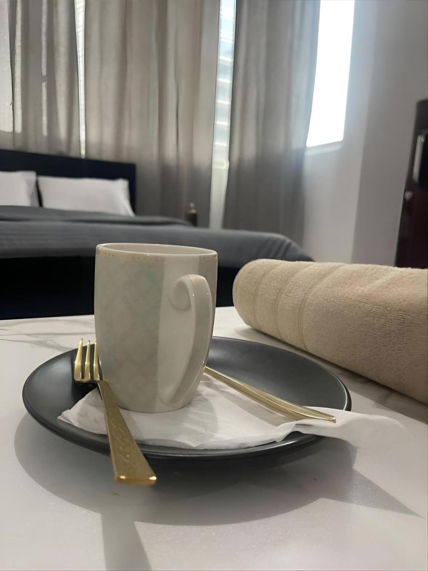 Corniche Street - Extremely Unique Room Abú Dhabí Exteriér fotografie